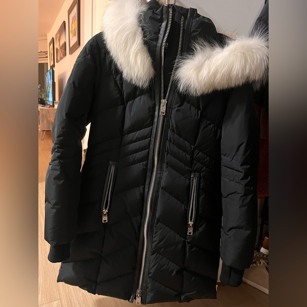 Nicole benesti coat size s used for one season
